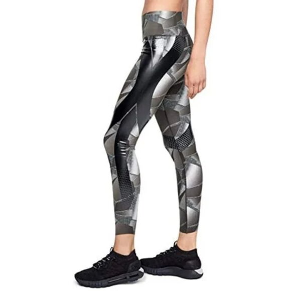 Under Armour | Women's Superbase Powerprint Legging - Picture 3 of 11